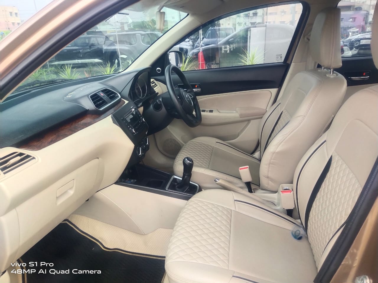 Maruti Suzuki Dzire(2020-2024) Vxi